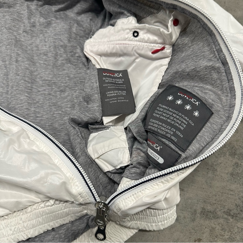 DUVETICA lightweight Full Zip Hooded Jacket - Picture 11 of 14